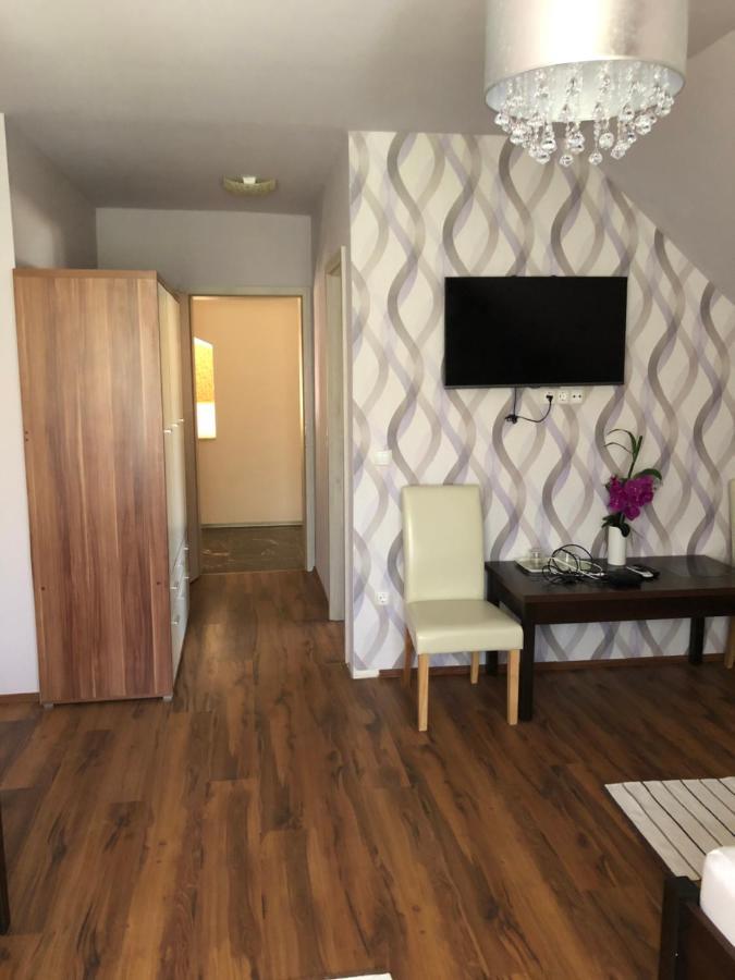 Kiscsere Vendeghaz Kallosemjen Bagian luar foto