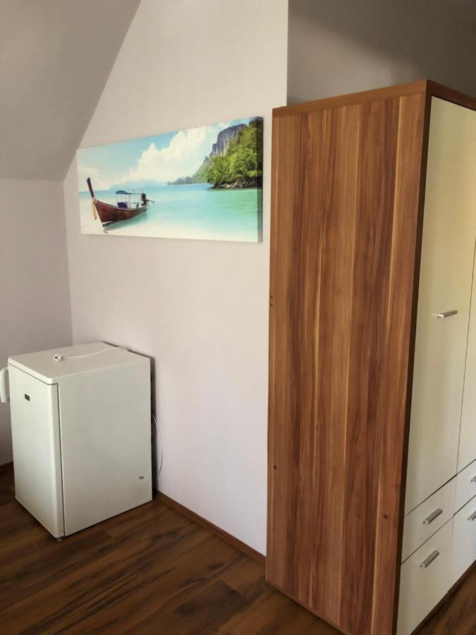 Kiscsere Vendeghaz Kallosemjen Bagian luar foto