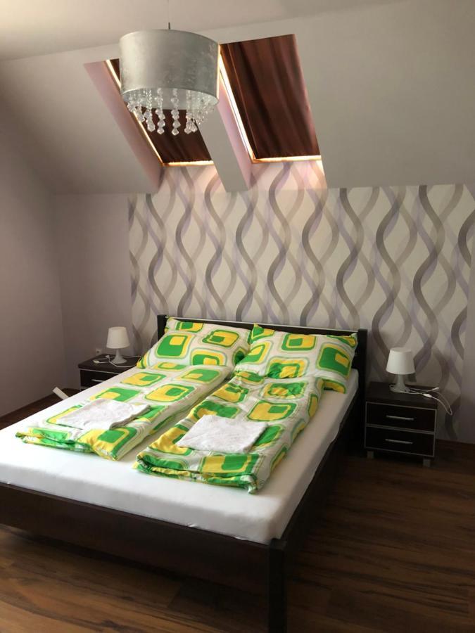 Kiscsere Vendeghaz Kallosemjen Bagian luar foto